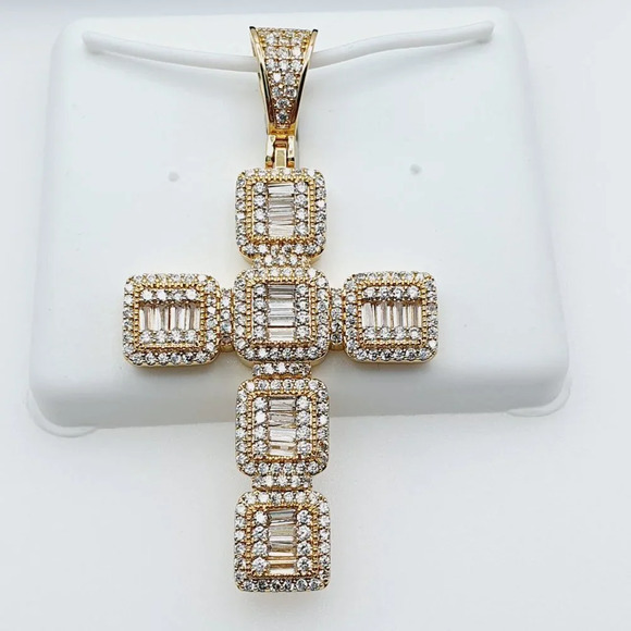 14K Gold Plated Cubic Zircon Pendant, EVBRS581 - Picture 5 of 10
